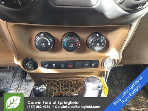 Used 2017 Jeep Wrangler Unlimited Sahara w/ Connectivity Group image 13
