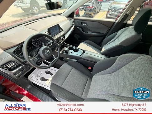 Used 2021 Nissan Rogue SV FWD image 19