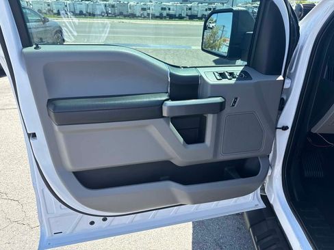 Used 2019 Ford F150 XLT w/ Equipment Group 301A Mid AWD/4WD image 11