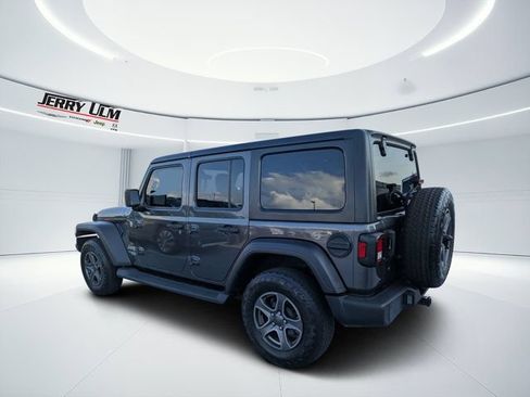 Used 2018 Jeep Wrangler Unlimited Sport S AWD/4WD image 40