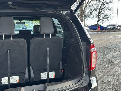 Used 2015 Ford Explorer XLT w/ Equipment Group 202B image 34