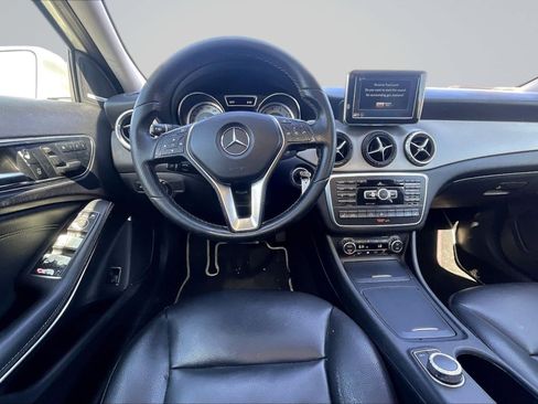 Used 2015 Mercedes-Benz GLA 250 4MATIC image 5