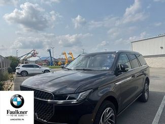 Used 2025 Lincoln Navigator Reserve AWD/4WD video 1