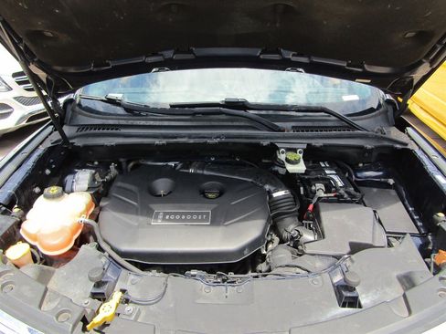 Used 2015 Lincoln MKC FWD w/ Equipment Group 101A Select image 13