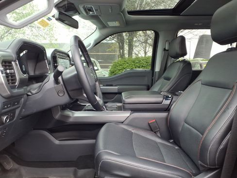 Used 2022 Ford F150 Lariat w/ Equipment Group 502A High image 25