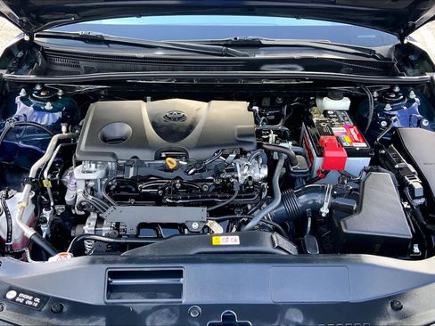 Used 2022 Toyota Camry SE FWD image 31