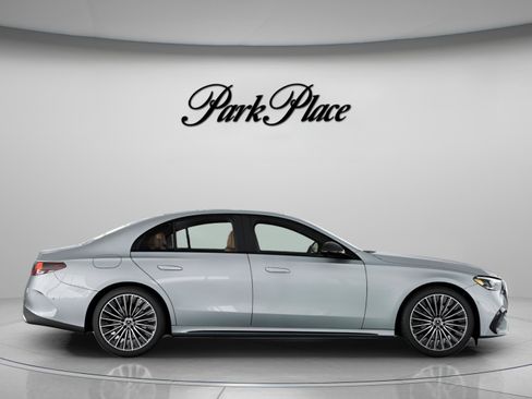 Used 2026 Mercedes-Benz E 350 Sedan image 25