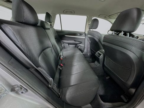 Used 2010 Subaru Outback 2.5i image 30