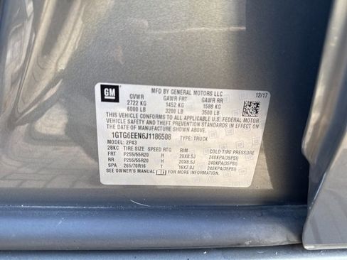 Used 2018 GMC Canyon Denali image 11