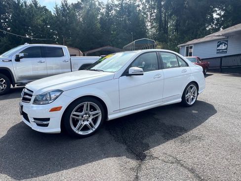 Used 2014 Mercedes-Benz C 250 Sedan image 47
