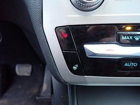 Certified 2022 Ford Explorer XLT w/ Equipment Group 202A image 25