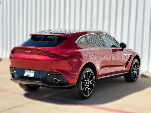 Used 2021 Aston Martin DBX AWD/4WD image 8