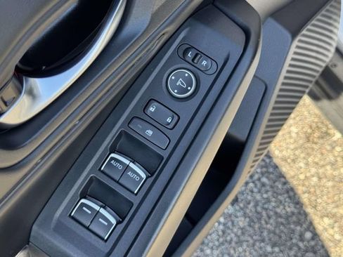 Certified 2023 Honda Accord EX image 16