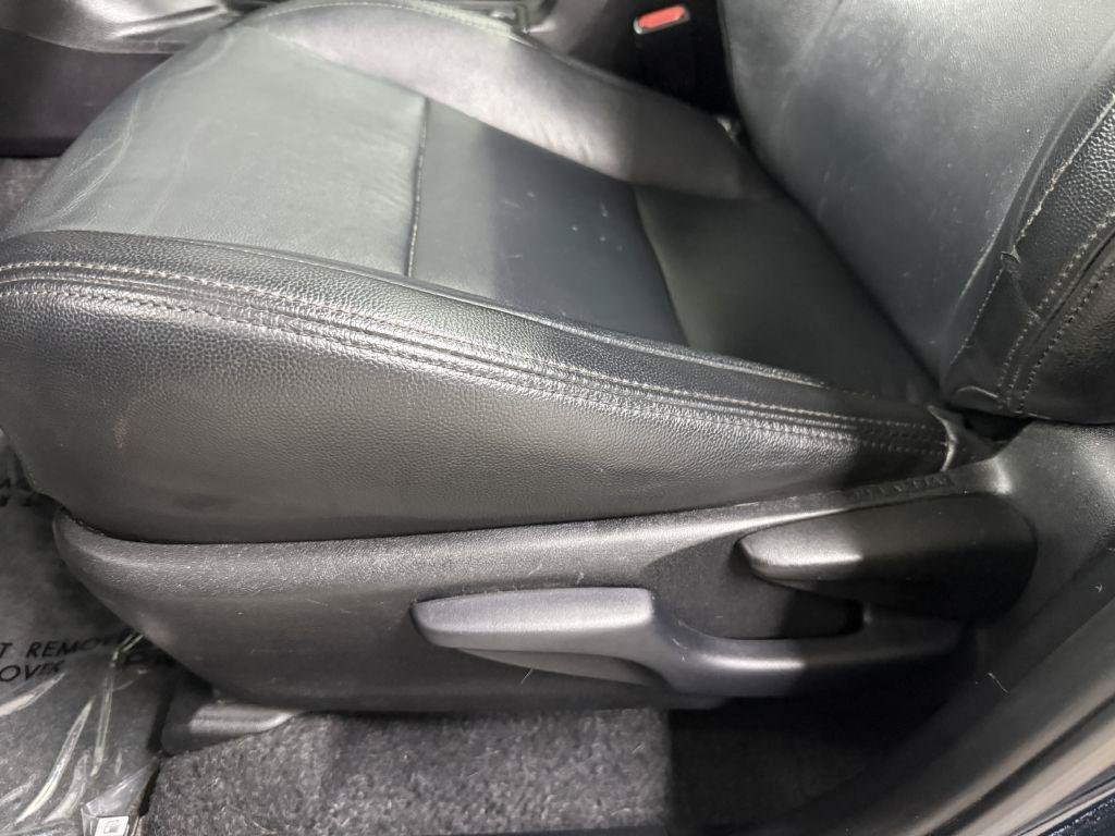 Used 2018 Toyota RAV4 XLE AWD/4WD image 11