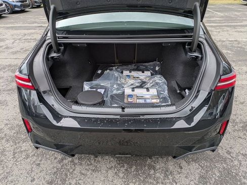 New 2026 BMW 530i xDrive w/ M Sport Package image 21