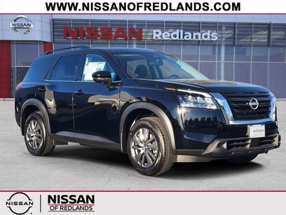 New 2025 Nissan Pathfinder SV
