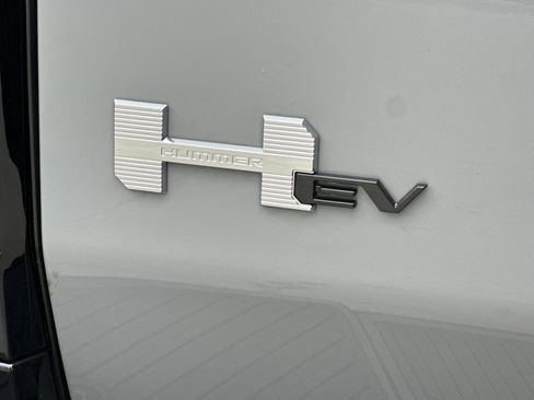 New 2025 GMC Hummer EV 3X w/ Extreme Off-Road Package image 27