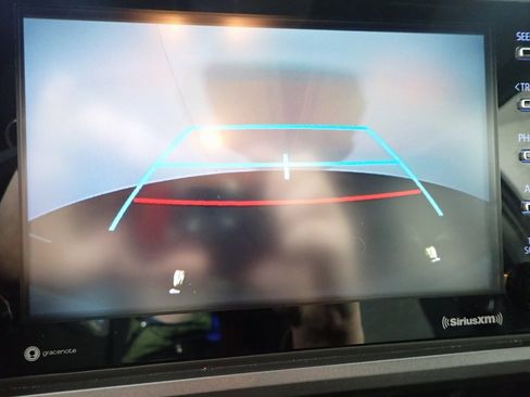 Used 2023 Toyota Tacoma TRD Off-Road image 3