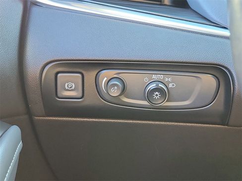 Used 2021 Buick Enclave Essence w/ Trailering Package, 5000 lbs. image 23