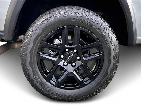 Used 2023 Chevrolet Colorado Trail Boss w/ Technology Package image 34