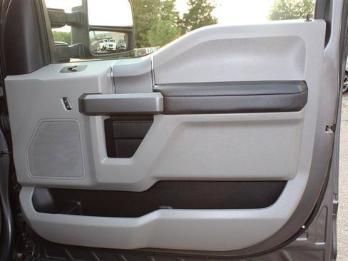 Used 2021 Ford F250 XLT w/ Tremor Off-Road Package AWD/4WD image 32