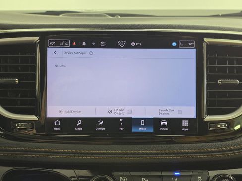 Used 2023 Chrysler Pacifica Pinnacle image 42