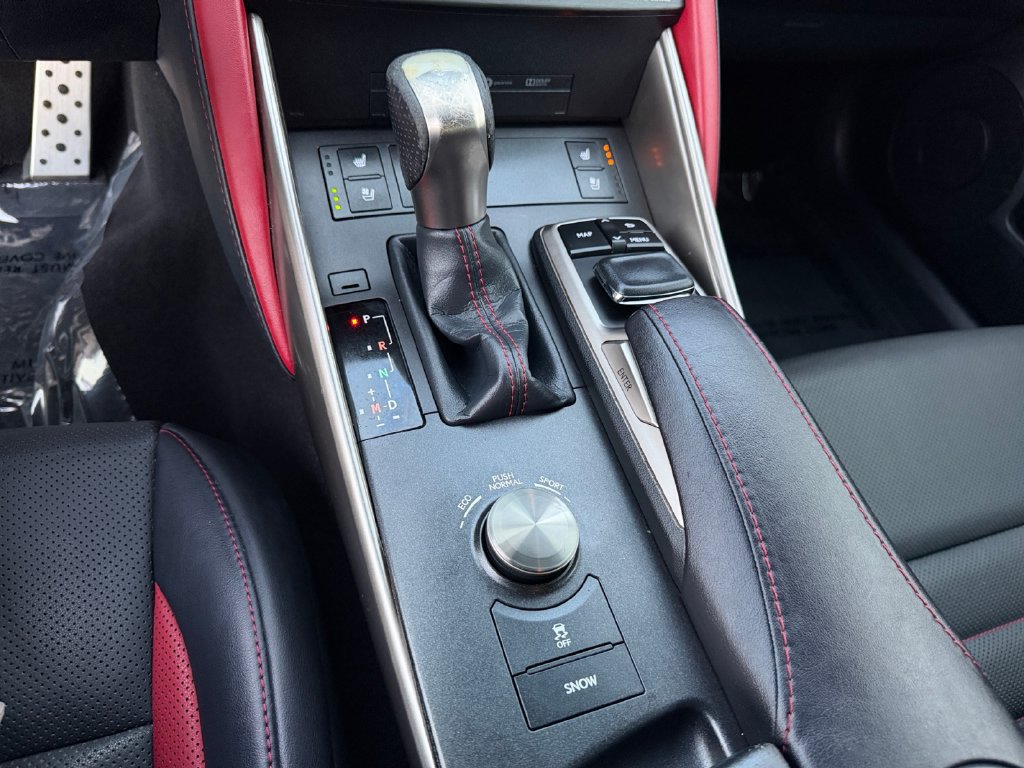 Used 2019 Lexus IS 300 AWD image 26