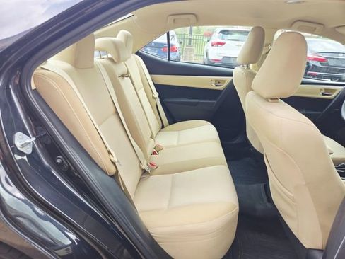 Used 2017 Toyota Corolla LE image 16