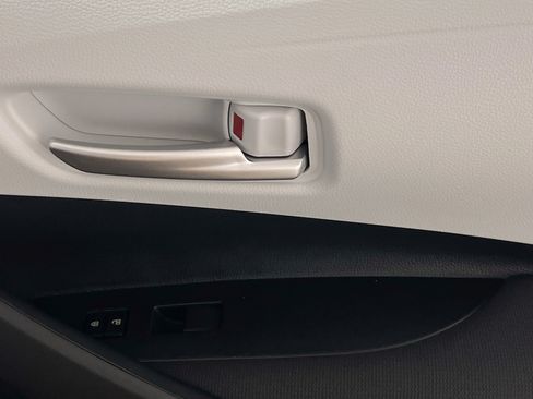 New 2026 Toyota Corolla SE FWD image 31