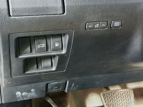 Used 2013 Lexus RX 350 FWD w/ Premium Pkg image 16