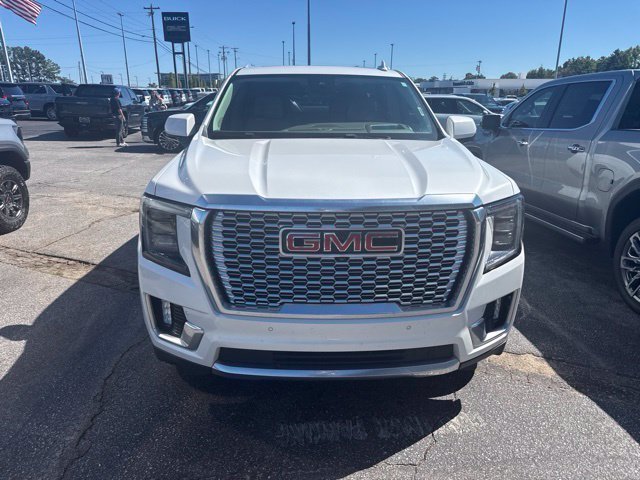 Used 2023 GMC Yukon Denali w/ Denali Reserve Package AWD/4WD image 4