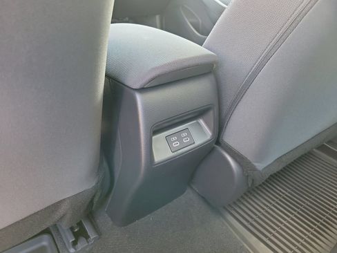 Used 2026 Toyota Corolla LE FWD image 11