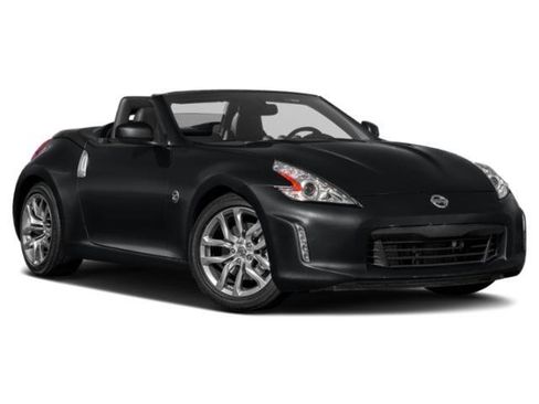 Used 2015 Nissan 370Z Touring Sport image 9