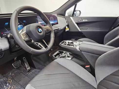 New 2026 BMW iX xDrive45 w/ M Sport Package image 2