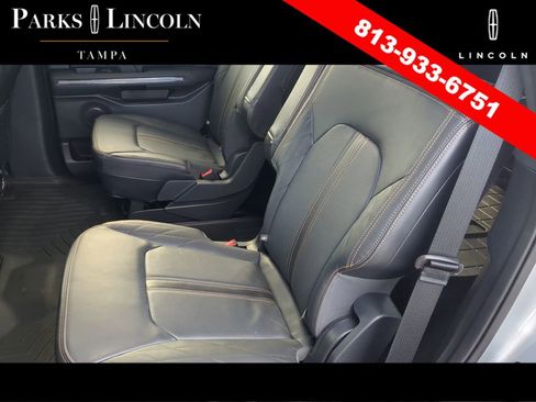 Used 2023 Ford Expedition Platinum RWD image 16