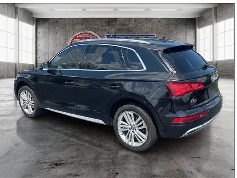 Used 2018 Audi Q5 2.0T Premium Plus w/ Premium Plus Package AWD/4WD image 7