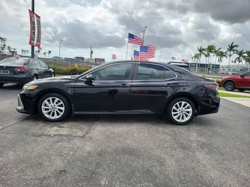 Used 2023 Toyota Camry LE FWD image 6