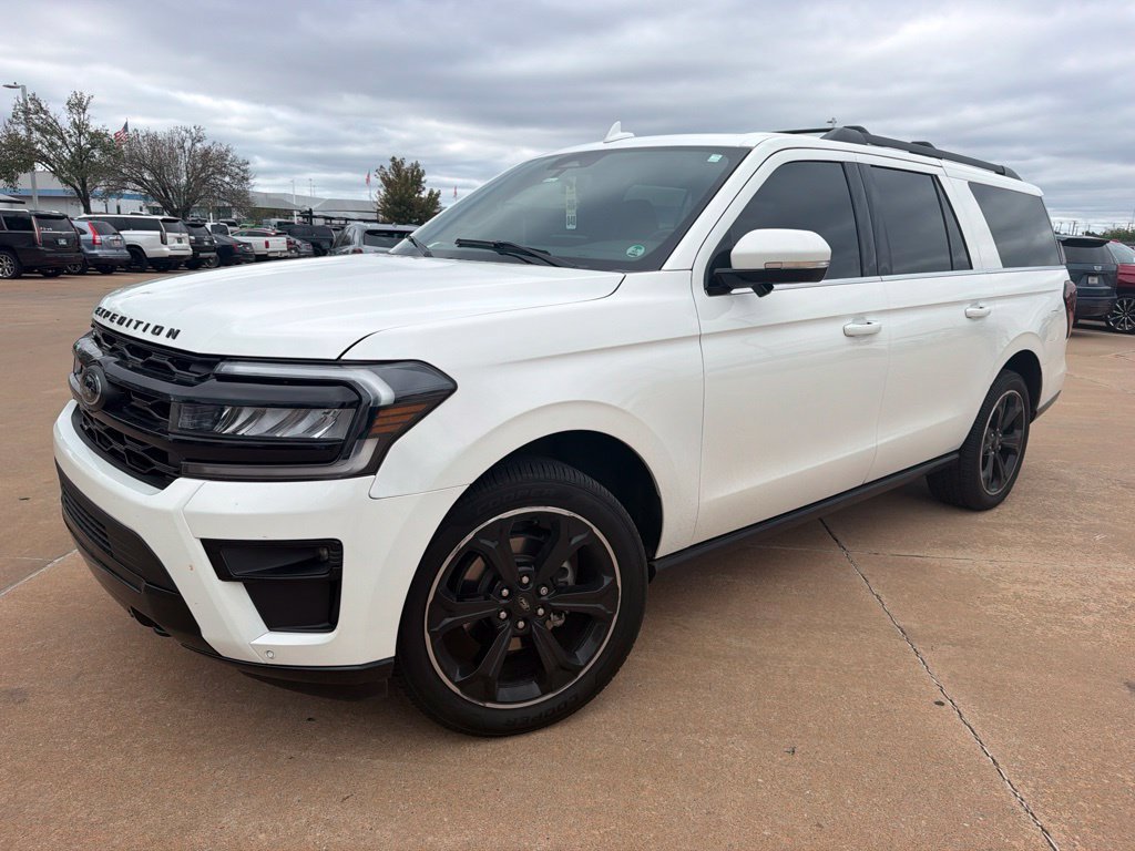 Used 2023 Ford Expedition Max Limited AWD/4WD image 1