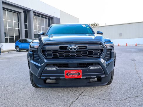 Certified 2025 Toyota Tacoma TRD Off-Road w/ TRD Off Road Upgrade Package AWD/4WD image 3