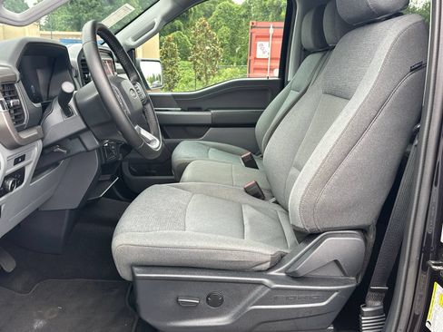 Used 2025 Ford F150 XLT w/ Equipment Group 301A Standard AWD/4WD image 9