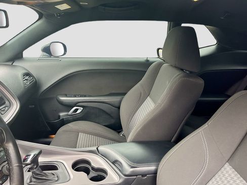 Used 2023 Dodge Challenger SXT RWD image 22