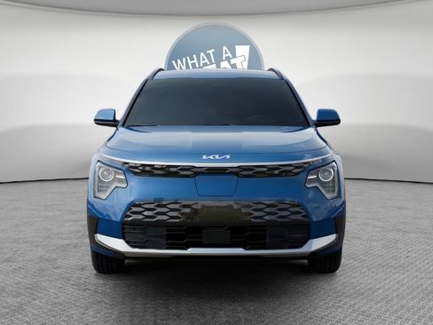 New 2026 Kia Niro Wind FWD image 2