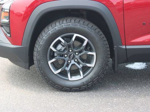 New 2026 Chevrolet Equinox ACTIV AWD/4WD image 22