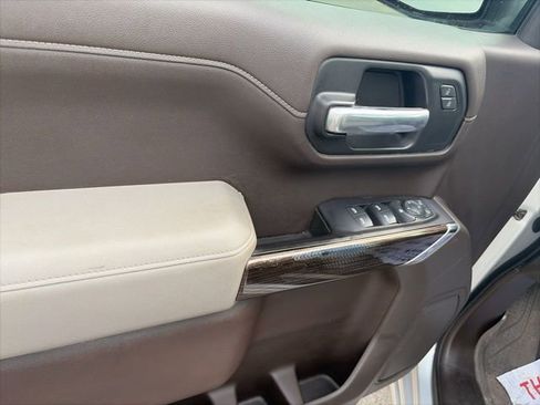 Used 2019 Chevrolet Silverado 1500 LT Trail Boss w/ Convenience Package image 17