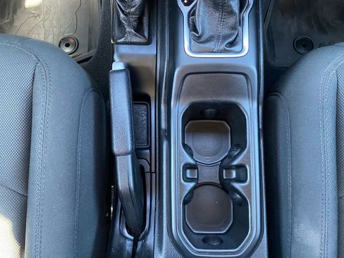 Used 2020 Jeep Gladiator Sport w/ Quick Order Package 24S AWD/4WD image 25