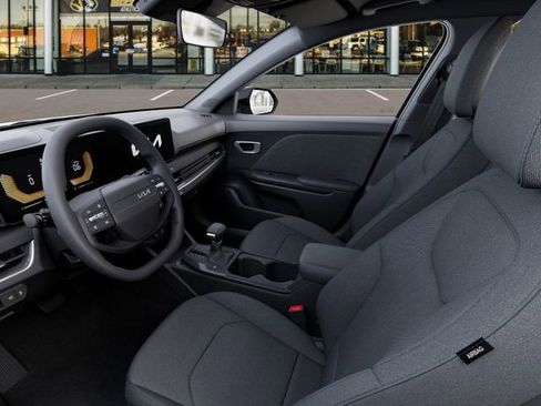 New 2026 Kia K4 LX image 17