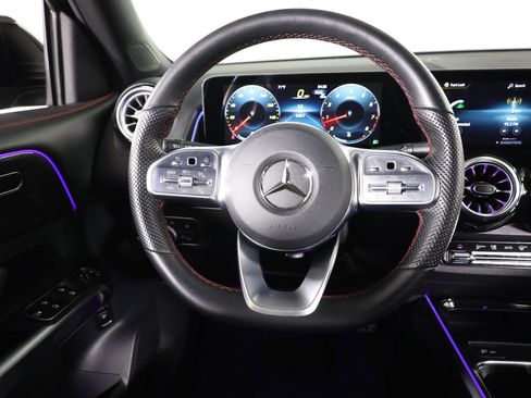 Used 2023 Mercedes-Benz GLB 250 4MATIC image 44