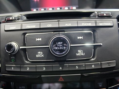 Used 2017 Honda Accord Sport image 30