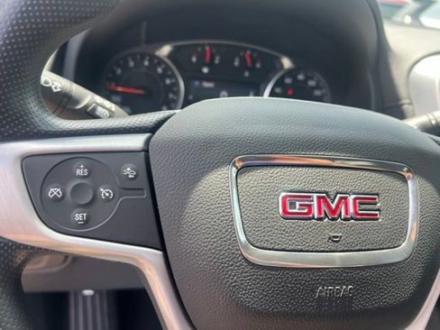Used 2023 GMC Terrain SLE w/ Driver Convenience Package AWD/4WD image 24