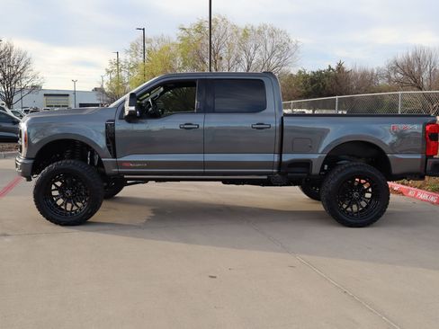 New 2026 Ford F250 Platinum image 8